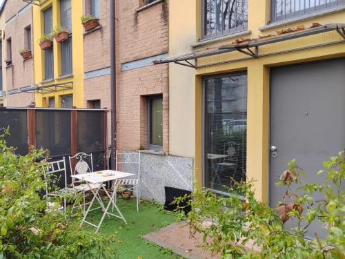Two-Level Milan Home Ca Granda