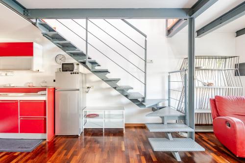 Two-Level Milan Home Ca Granda