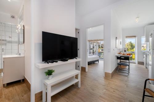 WHome Porto Bonfim Retreat Modern & Comfortable