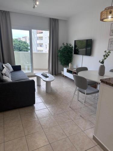 VIVE BENAL BEACH 3524 Apartamento con vistas al parque acuático