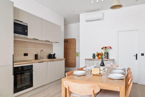 TheBlueStay 263 - Spacious Apt in Paris 15 - AC