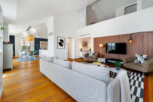WHome Lisbon Skyline Penthouse Luxury Living View, AC & Elevator