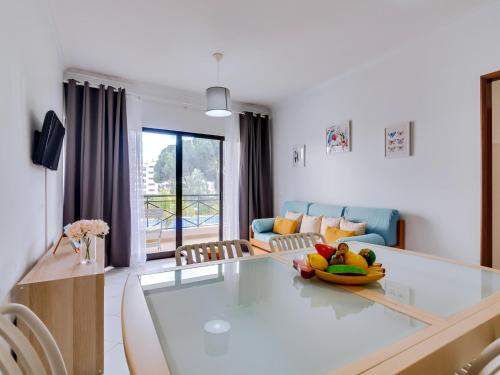 Apartment Topázio in Vilamoura with pool