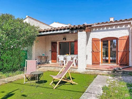 Holiday Home Provence Parc-7 by Interhome
