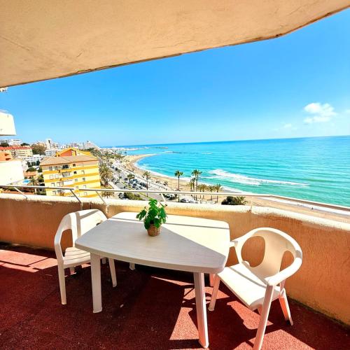 Apartment Front Sea View & Terrace BenalBeach
