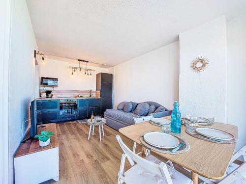 Apartment La Croisière-10 by Interhome