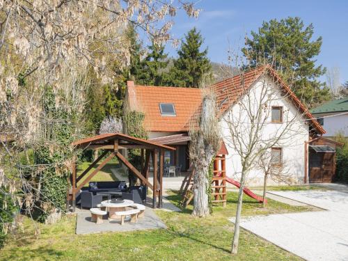Holiday Home Petka by Interhome