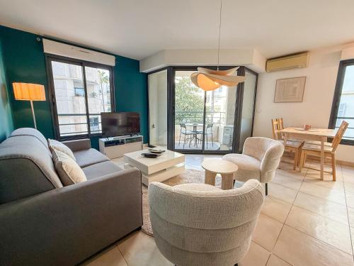 Apartment in Cannes with terrace - ID102