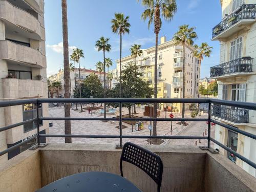 Apartment in Cannes with terrace - ID102