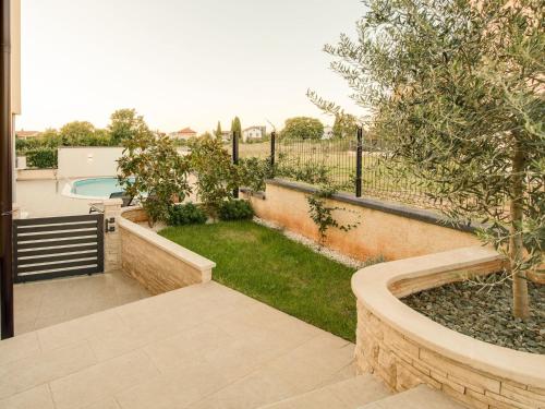 Holiday Home Villa Cera für 8 Personen in Pula by Interhome