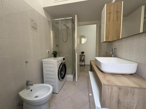 RHome Apartment