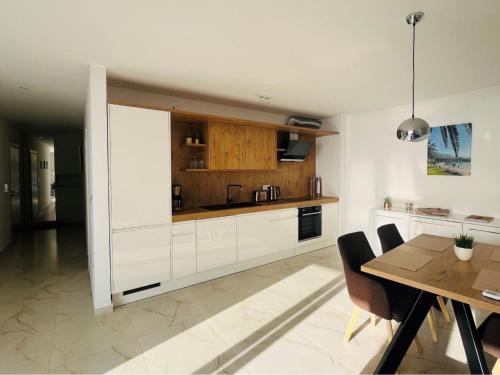 Apartment Appartement Rubin by Interhome