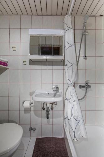 Apartment mit Pool by Interhome