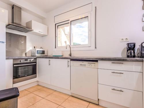 Apartment Higini Angles-1 by Interhome