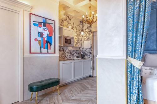 Napoleon Studio - Central Station