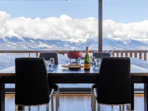 Apartment Hauts de Nendaz E by Interhome
