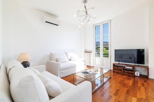 Open View Terrace - Wide 2 Bdr Quiet Area