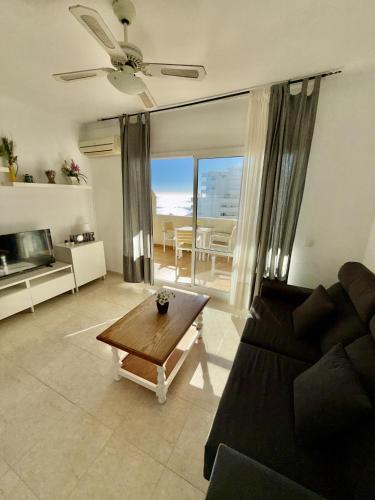Sunny Holidays Benalbeach