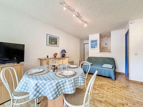 Apartment Los Amigos-15 by Interhome
