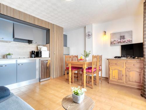 Apartment Canal Port Empuries-2 by Interhome