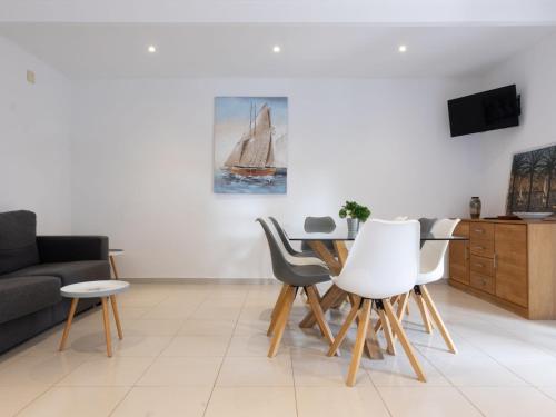 Apartment Higini Angles-2 by Interhome