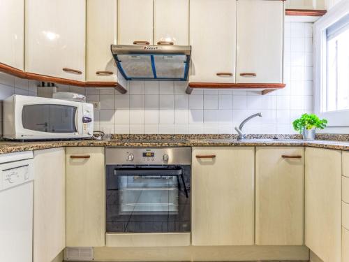 Apartment Higini Angles-2 by Interhome