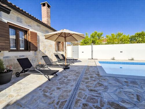 Holiday Home Kristina by Interhome