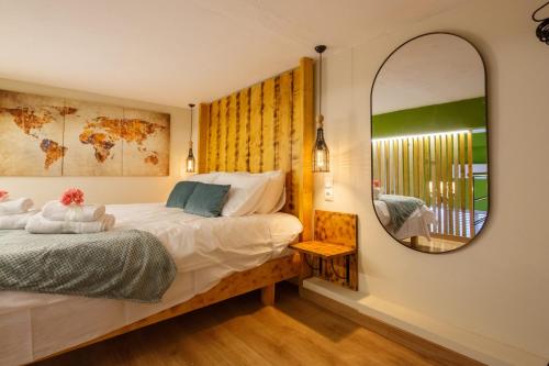 Sea Whisper Loft across the Beach, near Athens Airport
