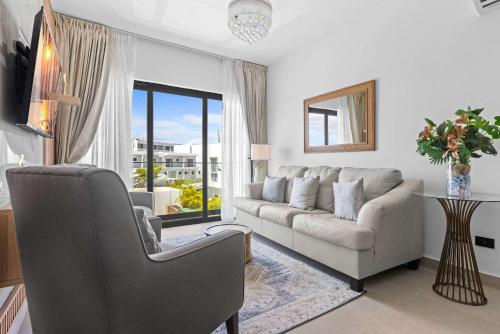 NOK Modern 2BR with Rooftop Jacuzzi By Vistacana