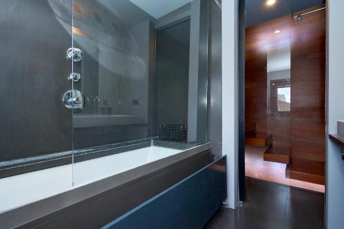 Montenapolene Duomo - Luxury Design Penthouse -NO AC-