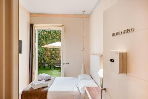 Aurora Garden Lodging - Rooms & Apartment