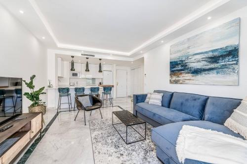 New and Modern Apartment in the heart of Puerto Banús