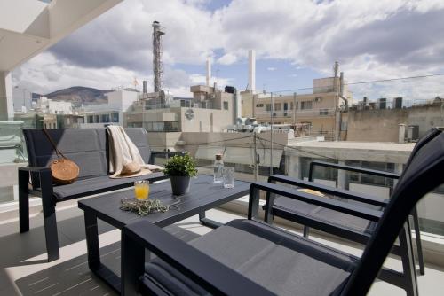 The Heart Of Glyfada - Modern Apartment by ΜΡS