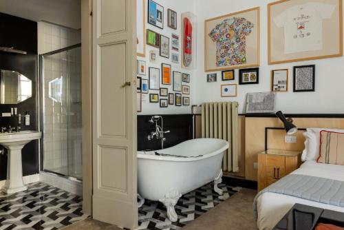 AdAstra Suites photo 72