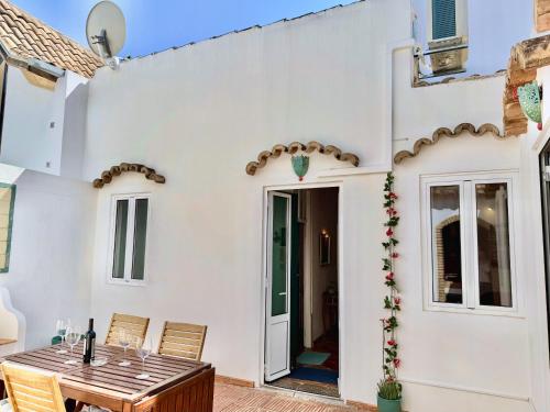 Casa do Patio Tavira by Junto ao Mar