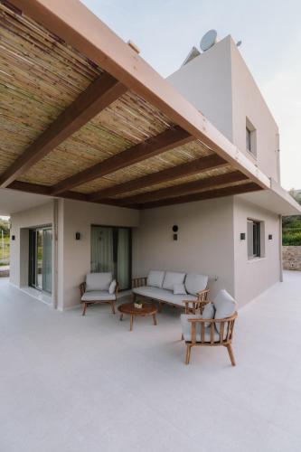 KOZER Luxury Villa Elia