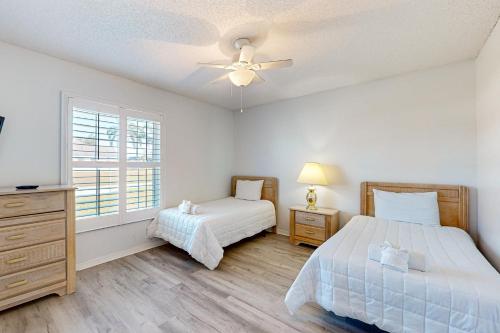 Dog-friendly getaway with private pool, tennis & AC - near theme parks photo 20