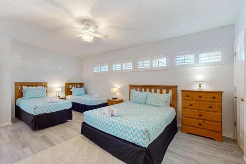 Dog-friendly getaway with private pool, tennis & AC - near theme parks photo 9