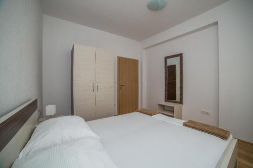 Green Olive Apartments
