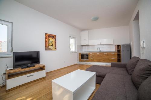 Green Olive Apartments