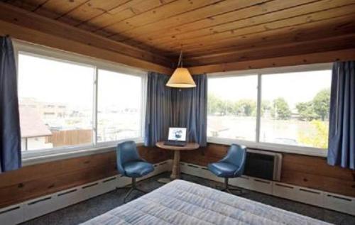 Χώρος καθιστικού στο Arlington Inn