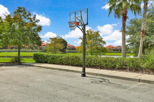 Dog-friendly home with private outdoor pool, high-speed WiFi, and central AC photo 39