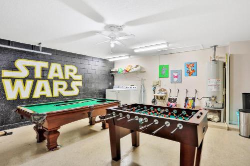 Dog-friendly home with private outdoor pool, high-speed WiFi, and central AC photo 29