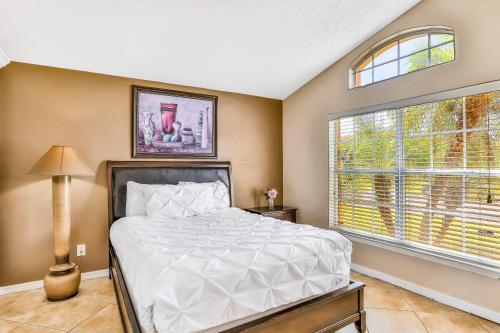 Dog-friendly home with private outdoor pool, high-speed WiFi, and central AC photo 22