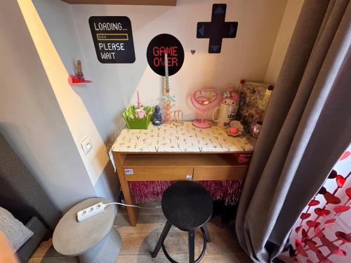 1 Cozy Studio in Historic 3rd Arr Near Metro
