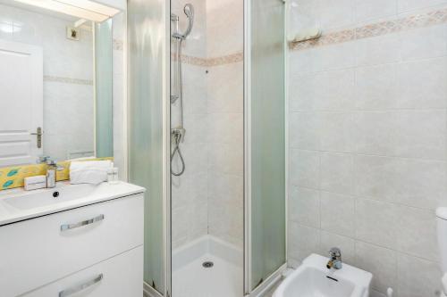 Eden Palace 3 200m from the Promenade - Happy Rentals