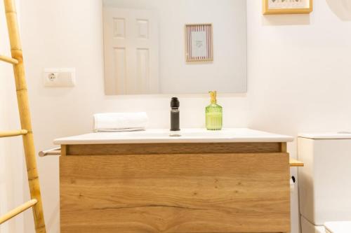 Stylish Studio I AC I Plaza Merced 2min I Center