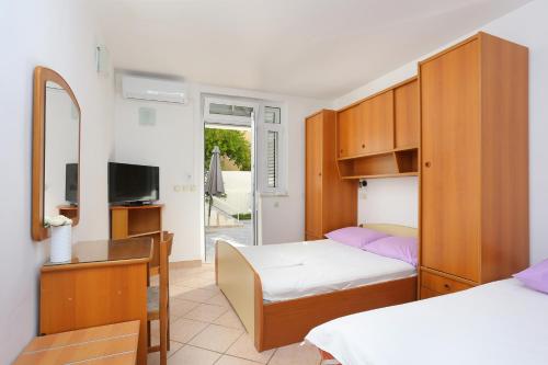 Apartment Baska Voda 2756a