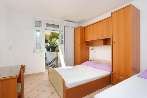 Apartment Baska Voda 2756a