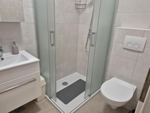 Apartments with parking space Supetarska Draga - Donja, Rab - 25344